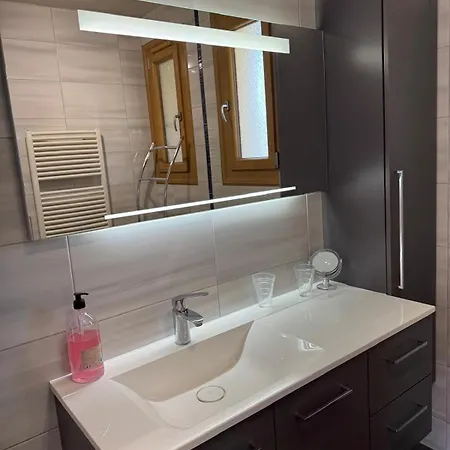 Le Sonise - Spacious Family With Balcony Garden And Parking Spac * 艾克斯莱班