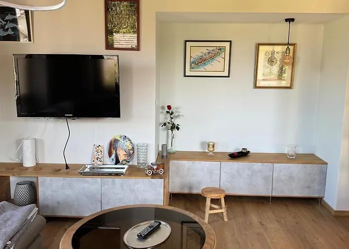 Le Sonise - Spacious Family With Balcony Garden And Parking Spac *