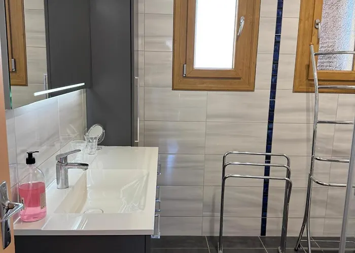 Le Sonise - Spacious Family With Balcony Garden And Parking Spac Apartman Aix-les-Bains