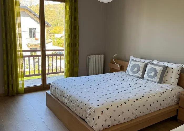 Apartman Le Sonise - Spacious Family With Balcony Garden And Parking Spac Aix-les-Bains